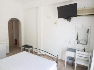 Amaryllis Beach Hotel - 3