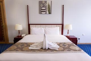 Red Castle Hotel - Sharjah - 4
