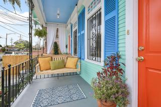 Modern Victorian House With Relaxing Courtyard - New Orleans - 6
