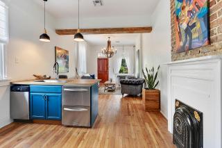 Modern Victorian House With Relaxing Courtyard - New Orleans - 8