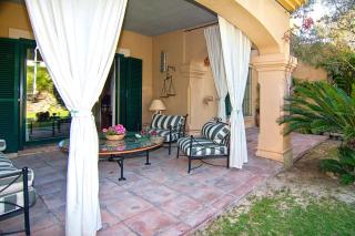 The Fairway Vista, Your Luxury Retreat with a Quiet Pool - Pueblo Nuevo de Guadiaro - 5