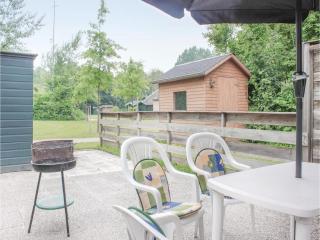 Two-Bedroom Holiday Home In Bruinisse - Bruinisse - 1