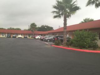 Luxury Inn and Suites Seaworld - San Antonio - 7