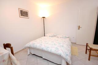 Family friendly apartments with a swimming pool Stari Grad, Hvar - 583 - 1