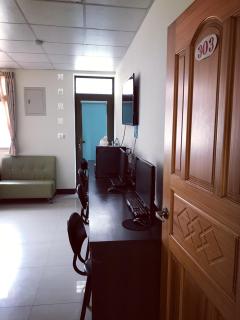 Dongyin First Homestay - 2