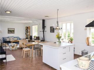 Cozy Home In Gärsnäs With Wifi - Gärsnäs - 5