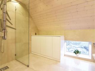 Beautiful Home In Aneby With Wifi - Aneby - 9