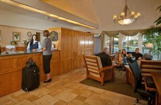 Best Western Plus Inn at the Vines - 8
