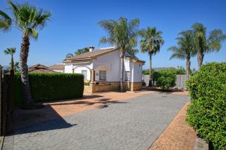Casa Rural Típica Andaluza, WiFi,Piscina, Barbacoa, Aire Acondicionado, 5min Centros - 4