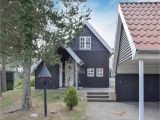 Two-Bedroom Holiday Home In Ebeltoft - Ebeltoft - 4