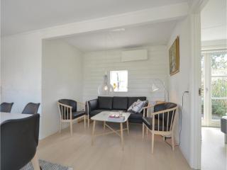 Two-Bedroom Holiday Home In Ebeltoft - Ebeltoft - 3