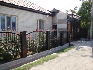 гостевой дом Holiday - Karakol - 4