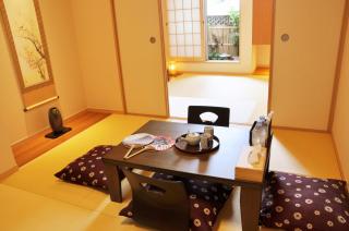 Harper House - Osaka - 9