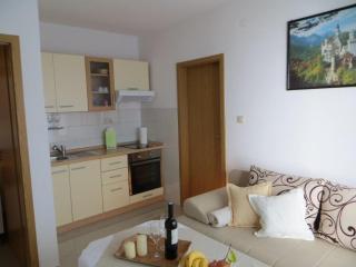 Holiday House in Tisno near the Bridge. - Tisno - 7