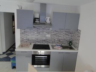 Mir Apartments - Primošten - 5
