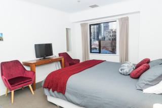 Auckland Centre Studio w/ Pool and Gym - 7