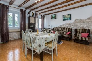 Apartment Macan - Bale - 8