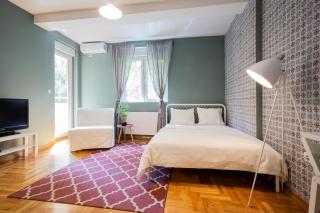 ! PROMO! Central Evergreen Studio - Free Public Parking-Fast WI-FI - 9