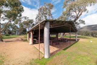 Grampians Pioneer Cottages - Halls Gap - 2
