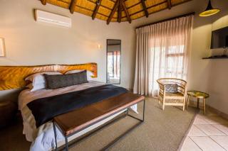 Mpeti Lodge - Mkuze - 8