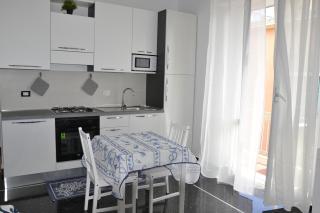 Il Nido di Quarto con park auto macchine PICCOLE segmento B - Genoa - 0