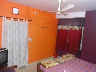 Four Seasons Home Stay (1BDH) - Madikeri - 3