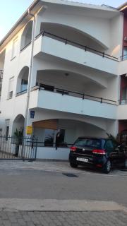 Apartmani Svalina - Seaview and 130m from Beach - Trogir - 1