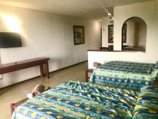 Beach Front Condos in Hotel Zone - Cancún - 8