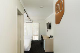 Nightcap At Balaclava Hotel - Cairns - 4