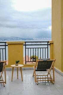 Dali lila's house Seaview Guesthouse - 9