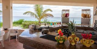 Beachfront Getaway Condo - Cancún - 5