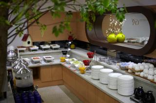 Benikea Hotel Yeosu - Yeosu - 4