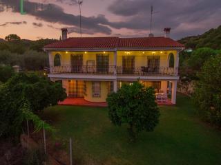 The L Villa - Néa Péramos - 8