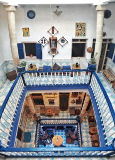 The Chill Art Hostel - 8