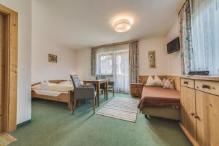 Haus Kristall - 1
