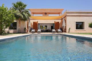 Salamouni Villa ideal for family, 4-6 chambres, 8-12 personnes - 0
