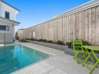 Pebbles at Casuarina Beach with Pool - Casuarina - 6