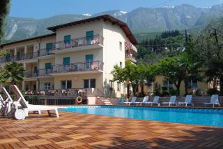 Hotel Casa Serena - Malcesine - 9