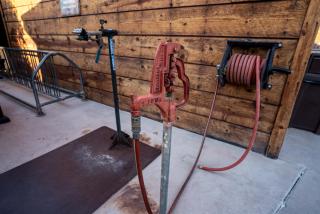 Red Stone Inn - 7