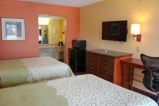 Rose Garden Inn & Suites Thomasville - Thomasville - 4