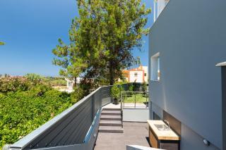 Nisos Villa, walking distance to the beach & shops, By ThinkVilla - Sfakaki - 3