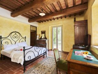 Villa in Tuscany with Private Pool - Marciano - 3