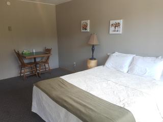 The Spirit Rock Outpost & Lodge - Wiarton - 1