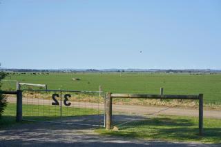 Far View - Pets, Linen, Wi-Fi, Netflix, Caravan - 2