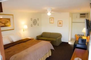 Budget Inn & Suites Colby - Colby - 1
