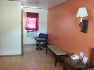 Mustang Motel - Gillette - 3