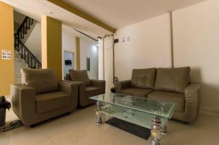 RedDoorz at Tara Homestay Palembang - Palembang - 4