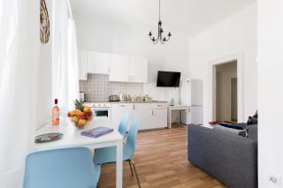 Best Vacation Apartment in Budapest - Budapest - 6