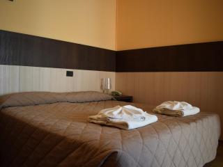 Hotel Bamby - Rimini - 3