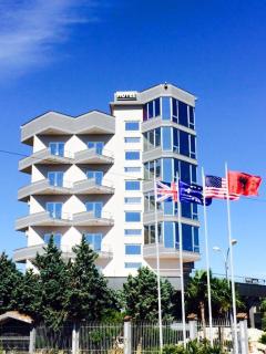 Prince Hotel Fier - Fier - 9